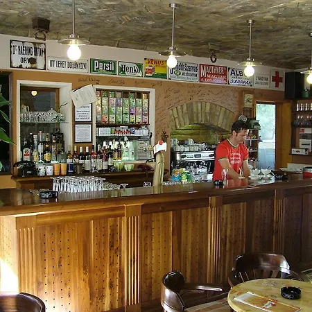 Penzion Gimi Vendeghaz Baja